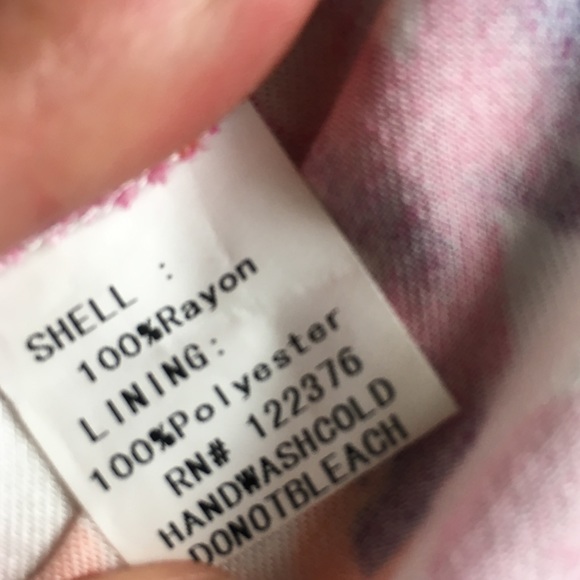 💕Fit and flare style Floral dress💕 - Picture 7 of 7